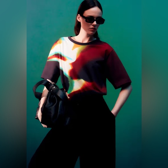 COS Lea Colombo Abstract Print T-Shirt XS Multicolor Short Sleeve Top - Picture 1 of 13